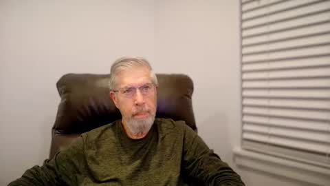 Colorado Guy Straight online show from November 10, 2025, 12:37 pm