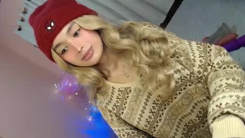 Snapshot of yougotelise69 chatting on December 14, 2024, 3:04 pm HAPPY BIRTHDAY TO ME online show from December 14, 2024, 3:04 pm