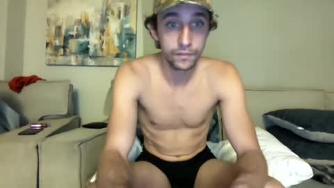 Snapshot of youknowwhoitis412 chatting on May 13, 2026, 12:41 am Edging my Girthy Dick online show from May 13, 2026, 12:41 am