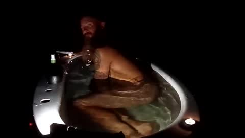 Snapshot of youllfall4me chatting on October 31, 2025, 5:30 am youllfall4me online show from October 31, 2025, 5:30 am