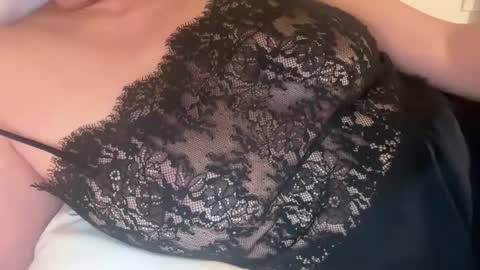 Bellas Breasts online show from May 31, 2026, 5:59 am