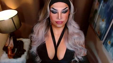 QUEEN MADISON  online show from February 7, 2026, 7:56 am