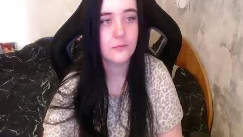 your_8a8y online show from May 12, 2026, 5:59 am