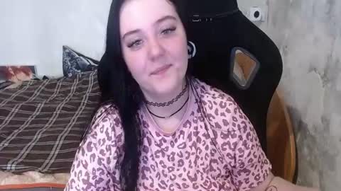 your_8a8y online show from June 21, 2026, 4:04 am