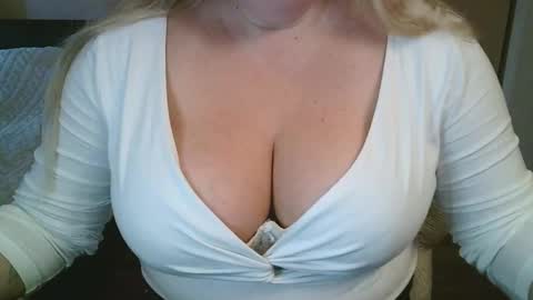 Snapshot of your__maria chatting on March 17, 2026, 6:50 am Maria Love online show from March 17, 2026, 6:50 am