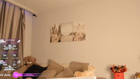 Camilla online show from February 7, 2026, 7:06 pm