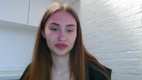 Amelia online show from April 17, 2026, 4:10 pm