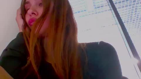 Snapshot of your_ameliaa chatting on June 14, 2026, 12:51 pm Amelia online show from June 14, 2026, 12:51 pm