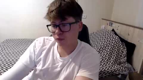Max online show from July 22, 2026, 3:42 am