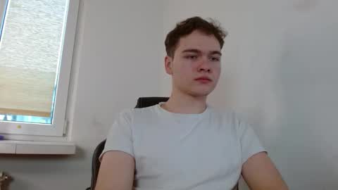 your_bunny123 online show from December 21, 2025, 10:44 am