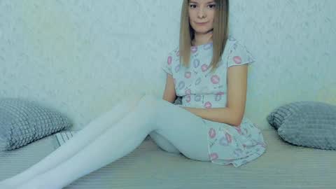 Lily online show from February 7, 2025, 12:06 pm