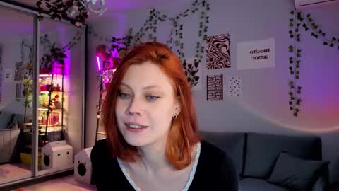 Snapshot of your_corvus chatting on February 13, 2026, 8:21 am your_corvus online show from February 13, 2026, 8:21 am