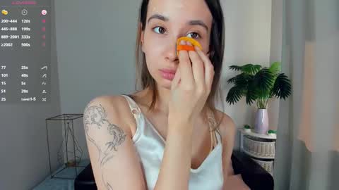 Snapshot of your_desssert chatting on March 18, 2026, 12:41 pm Lina online show from March 18, 2026, 12:41 pm