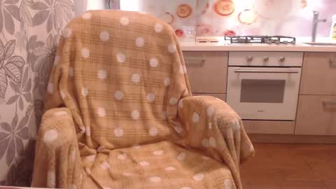 your_dream6996 online show from February 8, 2025, 1:43 am