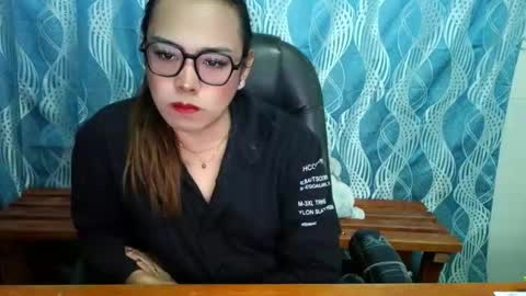 your_dreamgirlxxx69 online show from September 16, 2025, 1:06 am