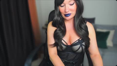 Goddess Alana online show from December 13, 2024, 9:57 am
