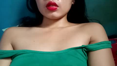 Snapshot of your_fantasy5 chatting on February 5, 2025, 8:43 am your_fantasy5 online show from February 5, 2025, 8:43 am