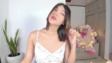 Eliza online show from September 29, 2025, 2:49 am