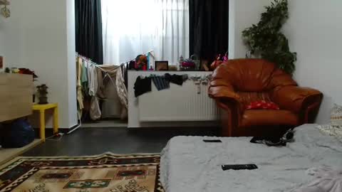 Eva and Jhony online show from January 8, 2025, 8:39 pm