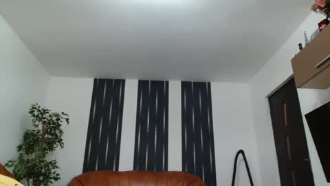 Eva and Jhony online show from January 26, 2025, 5:13 am