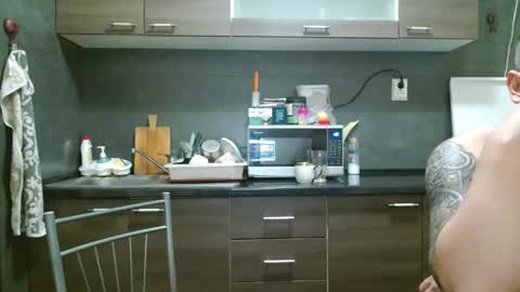 Eva and Jhony online show from March 9, 2025, 11:14 pm