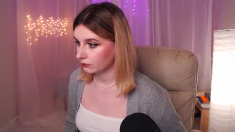 Freya online show from December 25, 2024, 6:19 pm