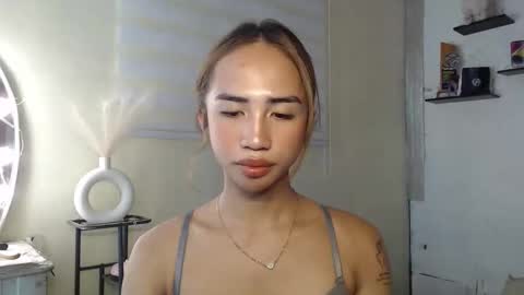 your_girl_cessxoxo online show from April 21, 2026, 9:04 am