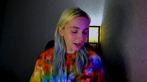 Cora online show from December 13, 2024, 6:10 am