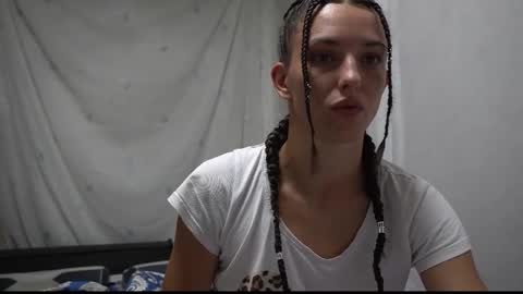 Meri  online show from September 19, 2025, 8:42 pm