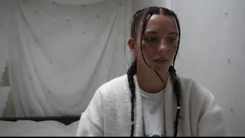 Meri  online show from September 21, 2025, 8:54 pm