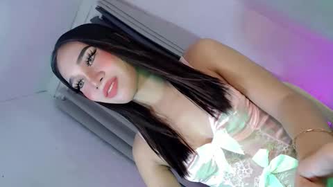 your_luckygirl88 online show from September 24, 2025, 1:20 am