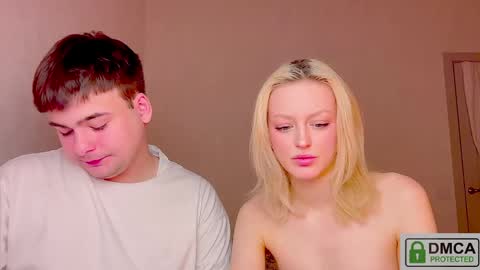 your_molly_mark online show from May 8, 2026, 8:58 pm