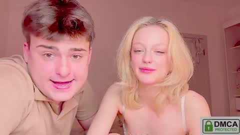 your_molly_mark online show from May 15, 2026, 11:34 pm