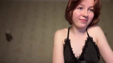 Mia online show from May 7, 2026, 3:17 pm