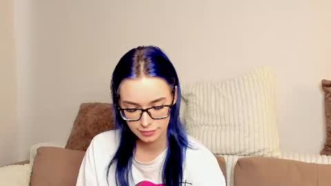 Snapshot of your_night_fury chatting on June 18, 2026, 4:13 am your_night_fury online show from June 18, 2026, 4:13 am