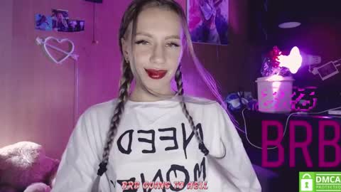 Alice  online show from December 16, 2024, 3:40 am