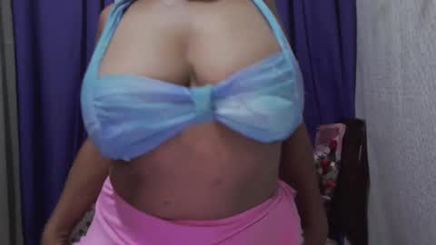 Snapshot of your_realpinay chatting on April 18, 2026, 9:26 pm your_realpinay online show from April 18, 2026, 9:26 pm