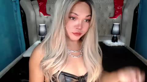 Casie online show from March 6, 2025, 11:58 am