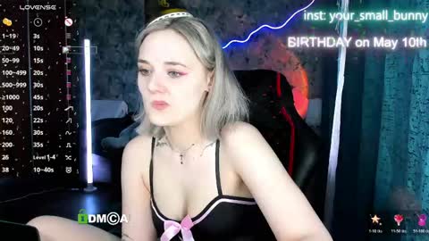 Snapshot of your_small_bunny chatting on May 11, 2026, 2:06 am Molly online show from May 11, 2026, 2:06 am