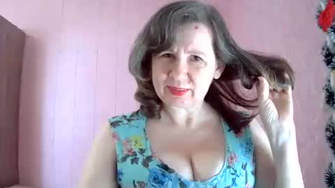 Snapshot of your_starsun chatting on May 12, 2026, 6:21 am your_starsun online show from May 12, 2026, 6:21 am