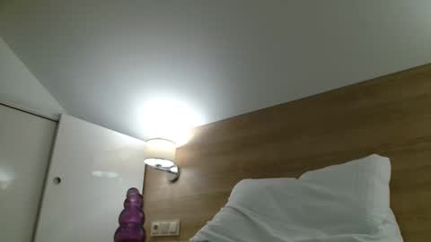 your_tipie online show from November 15, 2025, 9:00 pm