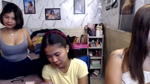 Snapshot of your_twinkletoes18 chatting on July 10, 2026, 7:49 pm your_twinkletoes18 online show from July 10, 2026, 7:49 pm