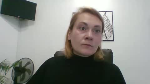 Snapshot of your_ulyana chatting on October 28, 2025, 1:25 pm your_ulyana online show from October 28, 2025, 1:25 pm