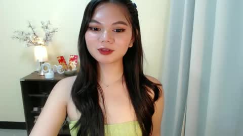 Snapshot of yourangelictransgirl chatting on February 2, 2025, 2:13 pm Hi its me Yna online show from February 2, 2025, 2:13 pm