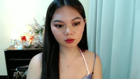 Snapshot of yourangelictransgirl chatting on February 19, 2025, 6:43 pm Hi its me Yna online show from February 19, 2025, 6:43 pm