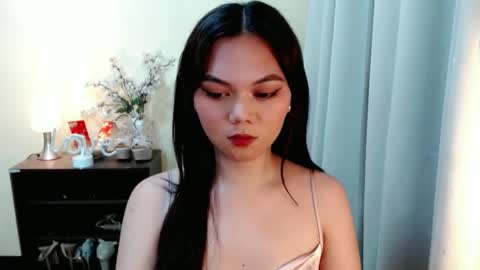 Snapshot of yourangelictransgirl chatting on March 5, 2025, 12:22 pm Hi its me Yna online show from March 5, 2025, 12:22 pm