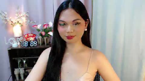 Snapshot of yourangelictransgirl chatting on September 11, 2025, 12:05 pm Hi its me Yna online show from September 11, 2025, 12:05 pm