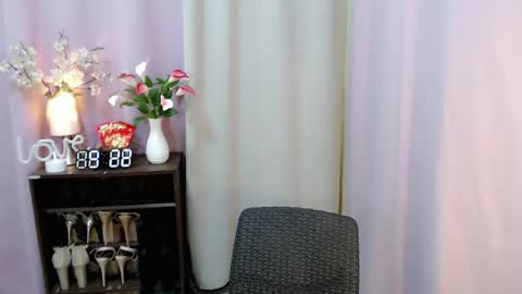 Snapshot of yourangelictransgirl chatting on September 12, 2025, 1:22 pm Hi its me Yna online show from September 12, 2025, 1:22 pm