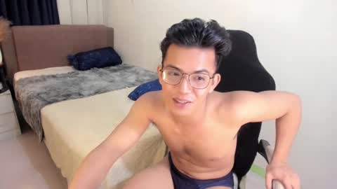 Snapshot of yourasian_bradley chatting on March 2, 2025, 9:11 pm yourasian_bradley online show from March 2, 2025, 9:11 pm
