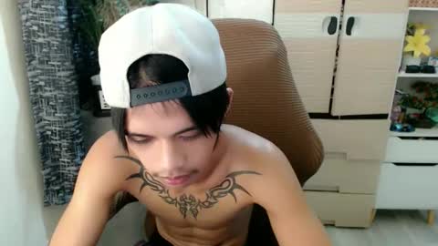 Snapshot of yourasian_eric chatting on March 18, 2026, 4:54 pm yourasian_eric online show from March 18, 2026, 4:54 pm